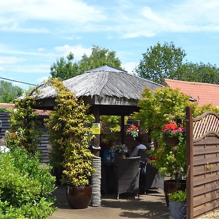 The Crown Inn Peterborough Bagian luar foto